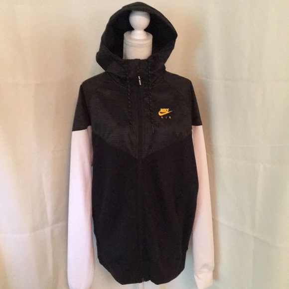 Nike Other - Nike Jacket with hood